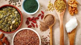 مواد غذایی مفید ضد ریزش مو