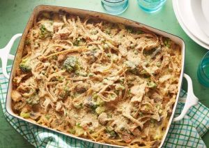 طرز تهیه کاسرول تن ماهی و سبزیجات
