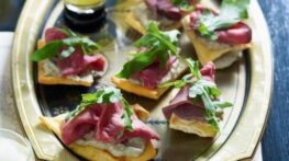 طرز تهیه پیتای باباقنوش و رست بیف