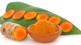 زردچوبه را با چه مواد غذایی ترکیب کنیم تا خاصیت بیشتری داشته باشد؟