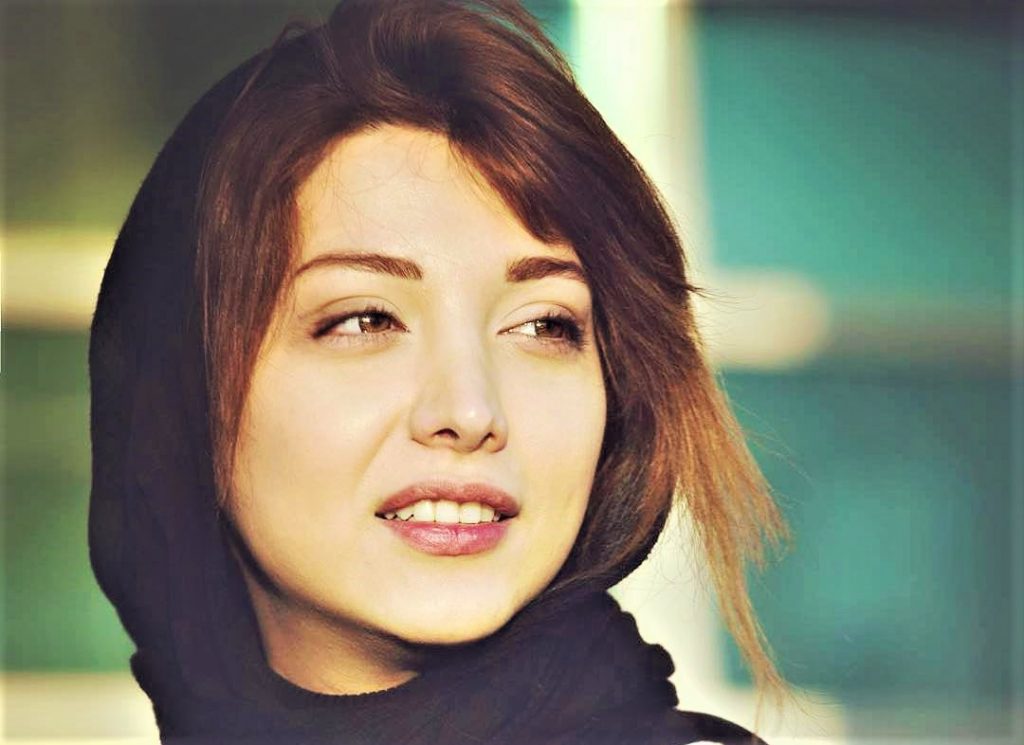 روشنک گرامی