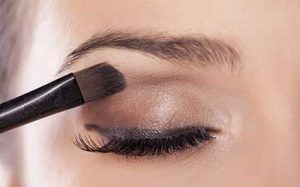 نکاتی مهم برای سایه زدن چشم در آرایش نکاتی مهم برای سایه زدن چشم در آرایش