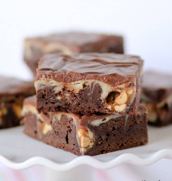 طرز تهیه براونی اسنیکر