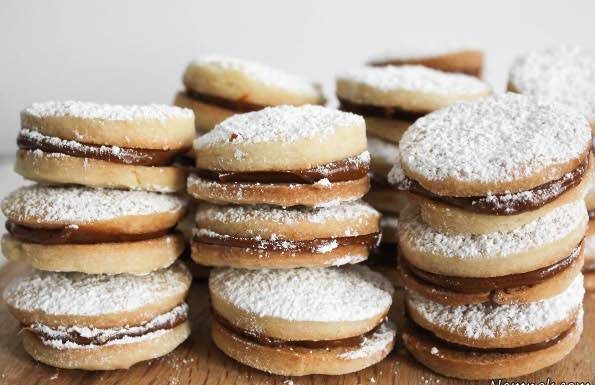 طرز تهیه شیرینی Alfajores شیرینی خوشمزه و معروف