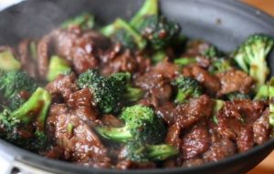 طرز تهیه بیف بروکلی