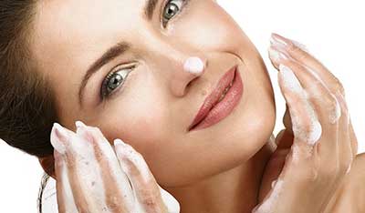 از بین بردن آکنه با صابون های اسیدی