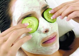 استفاده از ماسک شیر برای شفافیت پوست و نحوه درست کردن آن