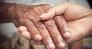 روش های خانگی برای مشکل خواب رفتن دست ها