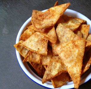 طرز تهیه اسنک با نان ترتیلا طرز تهیه اسنک با نان ترتیلا