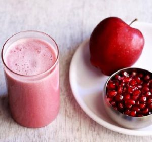 طرز تهیه میلک شیک انار