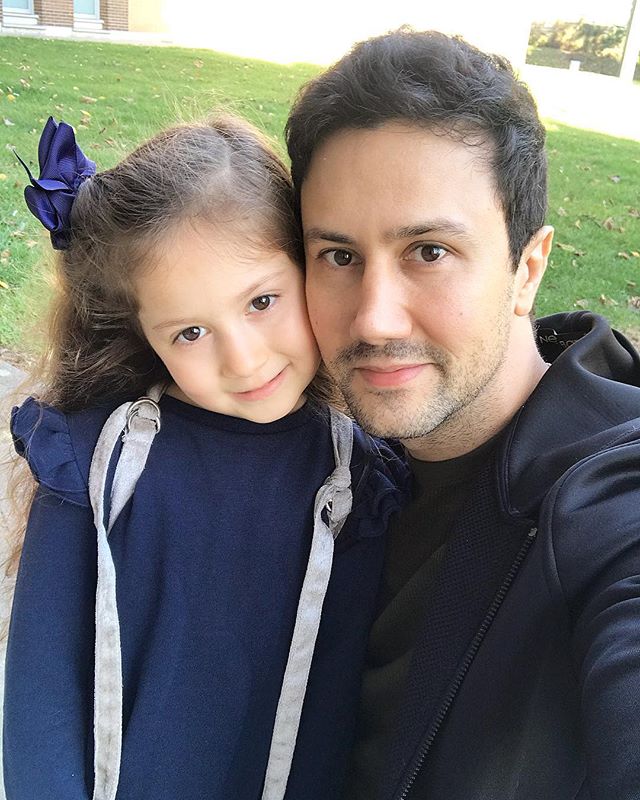 شاهرخ استخری