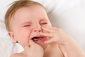 ژل دندان نوزاد (لثه گیر) چه عوارضی دارد؟ ژل دندان نوزاد (لثه گیر) چه عوارضی دارد؟