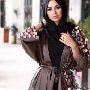 مدل مانتو بلند حریر شیک و زیبا برای خانم های خوش پوش مدل مانتو بلند حریر شیک و زیبا برای خانم های خوش پوش