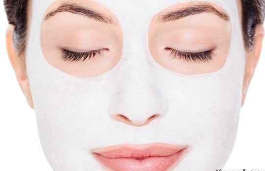 برای روشن تر شدن پوست این ماسک را امتحان کنید (انواع ماسک بادام) برای روشن تر شدن پوست این ماسک را امتحان کنید (انواع ماسک بادام)