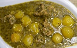 خورش آلوچه ؛ آموزش طرز تهیه خورش آلوچه بومی غذای محلی کرمان