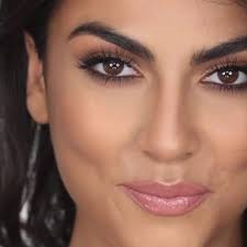 بیوگرافی جولیا سالمی؛ عکس های جولیا سالمی مدل ایرانی ساکن ایتالیا