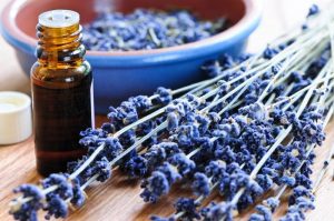 استفاده از روغن های گیاهی برای تعادل هورمونی زنان