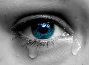 تشخیص بیماری ها از روی رنگ چشم و حالت چشم ها تشخیص بیماری ها از روی رنگ چشم و حالت چشم ها