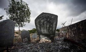 نگاهی به قبرستان رازآلود سفیدچاه اولین قبرستان مسلمانان ایران