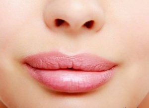 روش های پروتز لب در خانه و با مواد طبیعی و راحت روش های پروتز لب در خانه و با مواد طبیعی و راحت