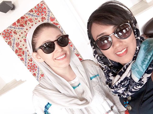 فرشته حسینی؛ بیوگرافی و عکس های فرشته حسینی بازیگر ایرانی افغانی و همسرش