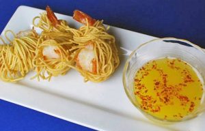 طرز تهیه میگو زندانی در ماکارونی با طعمی ویژه و خوشمزه طرز تهیه میگو زندانی در ماکارونی با طعمی ویژه و خوشمزه