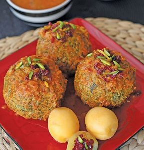 طرز تهیه کوفته زرشک و زردآلو و مواد لازم طرز تهیه کوفته زرشک و زردآلو و مواد لازم