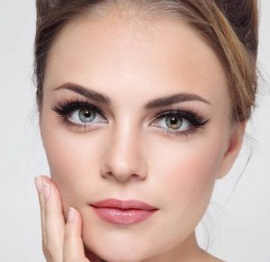 روش کانتورینگ برای صورت های بیضی شکل + ترفند و تصاویر روش کانتورینگ برای صورت های بیضی شکل + ترفند و تصاویر