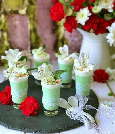 طرز تهیه دسر محلبی پسته