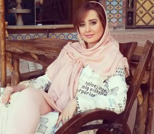 عکس گلناز خالصی در جشن تولد مهدی فخیم زاده