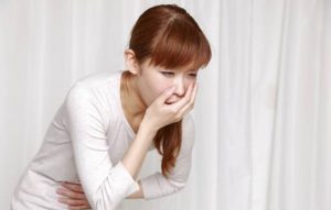 نشانه های باردار بودن فرزند دختر روی شکم زن حامله