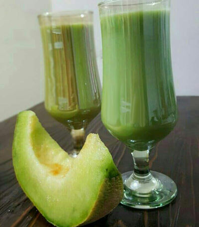 طرز تهیه اسموتی طالبی برای روزهای گرم تابستان طرز تهیه اسموتی طالبی برای روزهای گرم تابستان