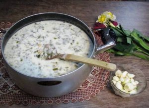 روش تهیه آش دوغ قزوین غذای محلی و بسیار خوشمزه