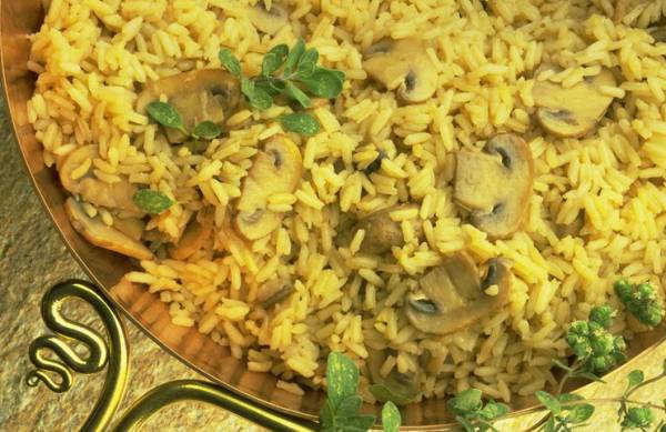 روش تهیه “قارچ پلو با گوشت چرخ کرده” غذایی بسیار خوشمزه