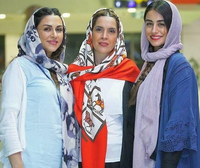 نازنین کیوانی نازنین کیوانی