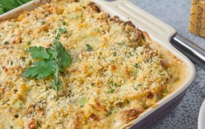 آموزش طرز تهیه صدف های خامه ای با ماهی تن و اسفناج