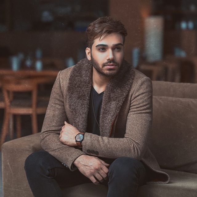 سینا درخشنده سینا درخشنده
