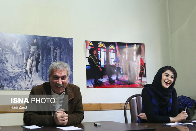 گفتگو با مریم مومن بازیگر زن جوان نقش فخرالزمان در سریال بانوی عمارت گفتگو با مریم مومن بازیگر زن جوان نقش فخرالزمان در سریال بانوی عمارت