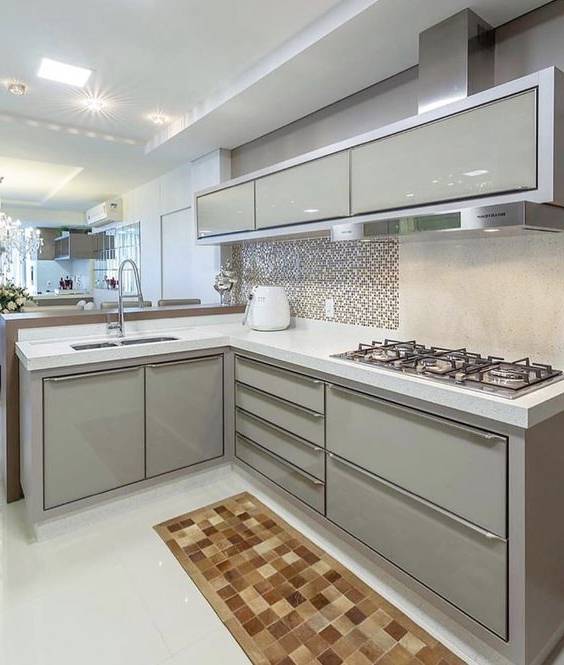 دکوراسیون طوسی رنگ و مدل های کابینت آشپزخانه به رنگ طوسی