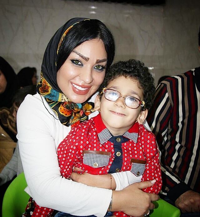 شقایق دلشاد شقایق دلشاد