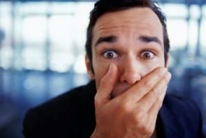 شهر برهنه ها، در این شهر همه لخت در خیابان راه می روند! شهر برهنه ها، در این شهر همه لخت در خیابان راه می روند!