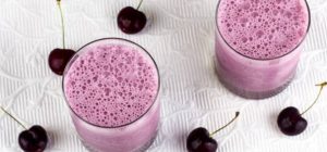 آموزش روش طرز تهیه میلک شیک آلبالویی آموزش روش طرز تهیه میلک شیک آلبالویی