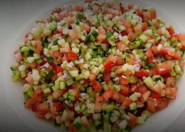 سالاد شیرازی