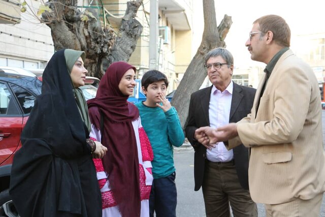 سریال دنگ و فنگ روزگار؛ خلاصه داستان و عکس و بیوگرافی بازیگران سریال dangofang 5