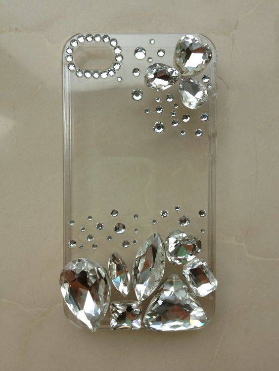 مدل های تزیین قاب گوشی | تزیین قاب گوشی دخترانه با نگین و مروارید زیبا