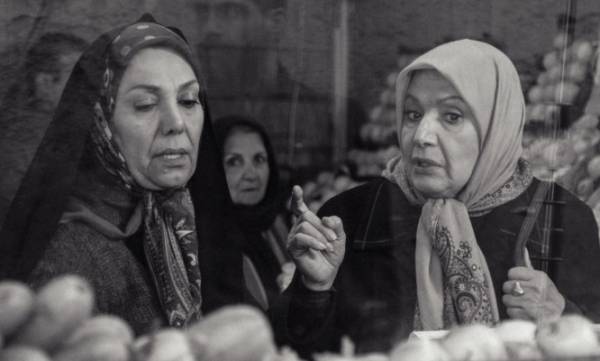 سریال بر سر دوراهی