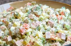 آموزش طرز تهیه سالاد نخودسبز و خیارشور خوشمزه