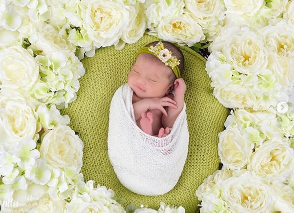 عکس پروفایل انتظار نوزاد عکس پروفایل انتظار نوزاد