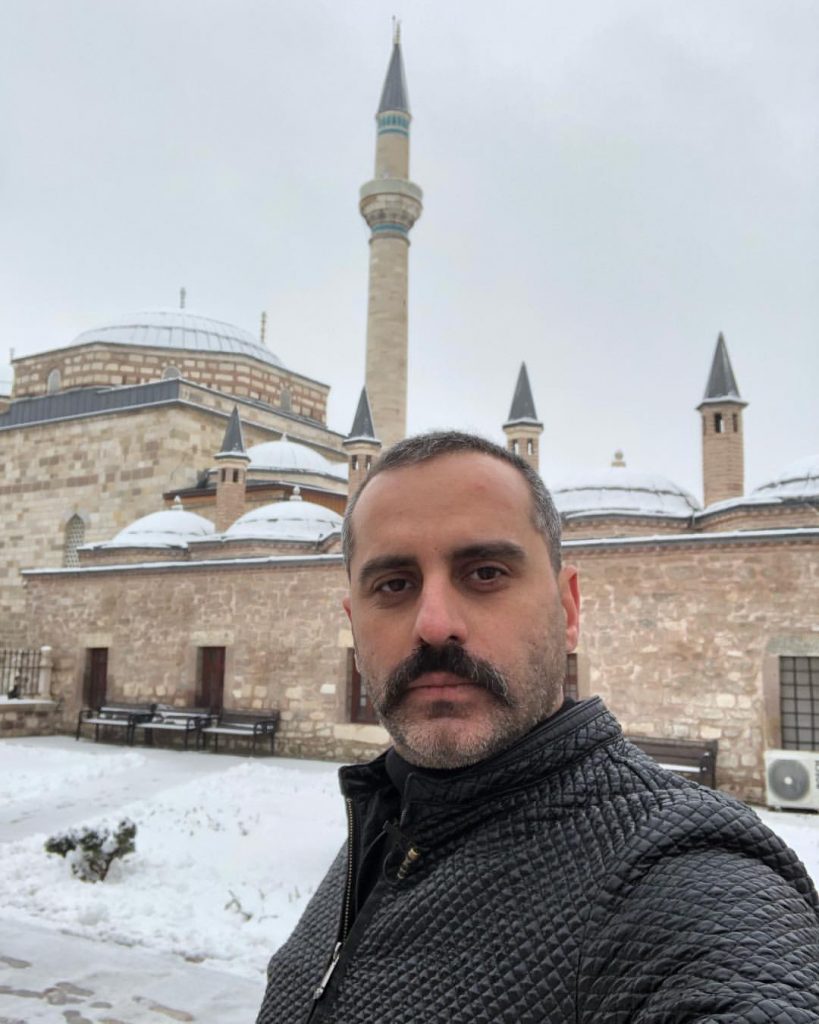 علیرام نورایی