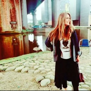 پریسا ساوجی؛ بیوگرافی پریسا ساوجی و عکس های پریسا و همسرش کسری احمدی پریسا ساوجی؛ بیوگرافی پریسا ساوجی و عکس های پریسا و همسرش کسری احمدی